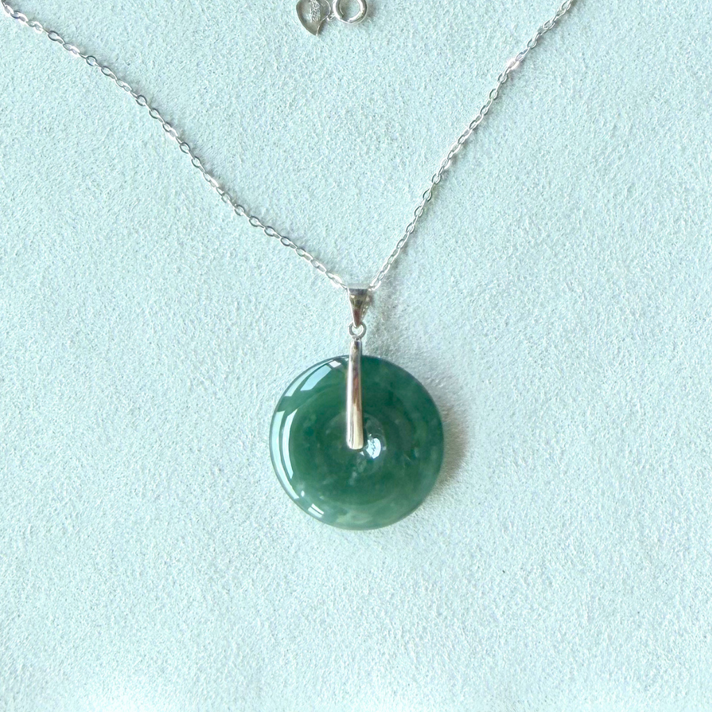 Verdant - Rich green jade